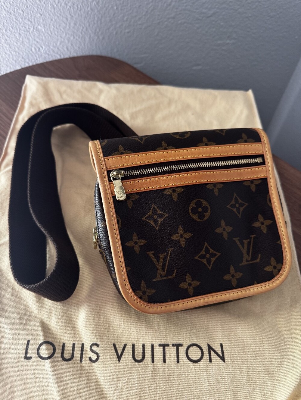 Louis Vuitton Bosphore Bumbag (Model M40108) in classic brown Monogram canvas